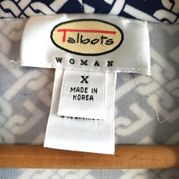 Talbots Women's Navy/White Wrap Chain Design Blouse. Size: 1X - Picture 6 of 8